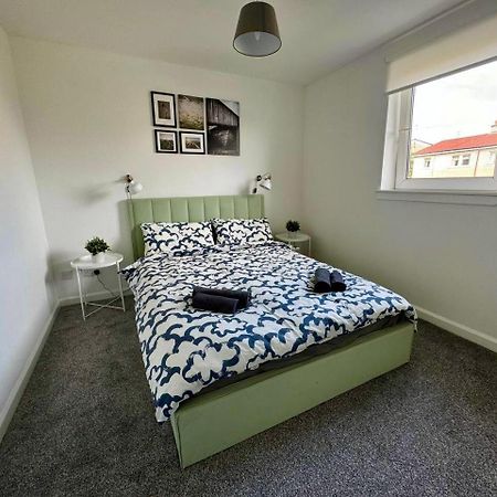 Clydebank Brand New 3Bdr Home, Glasgow Eksteriør bilde