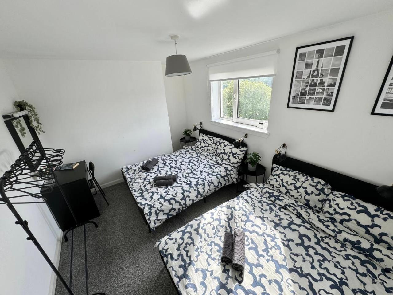 Clydebank Brand New 3Bdr Home, Glasgow Eksteriør bilde